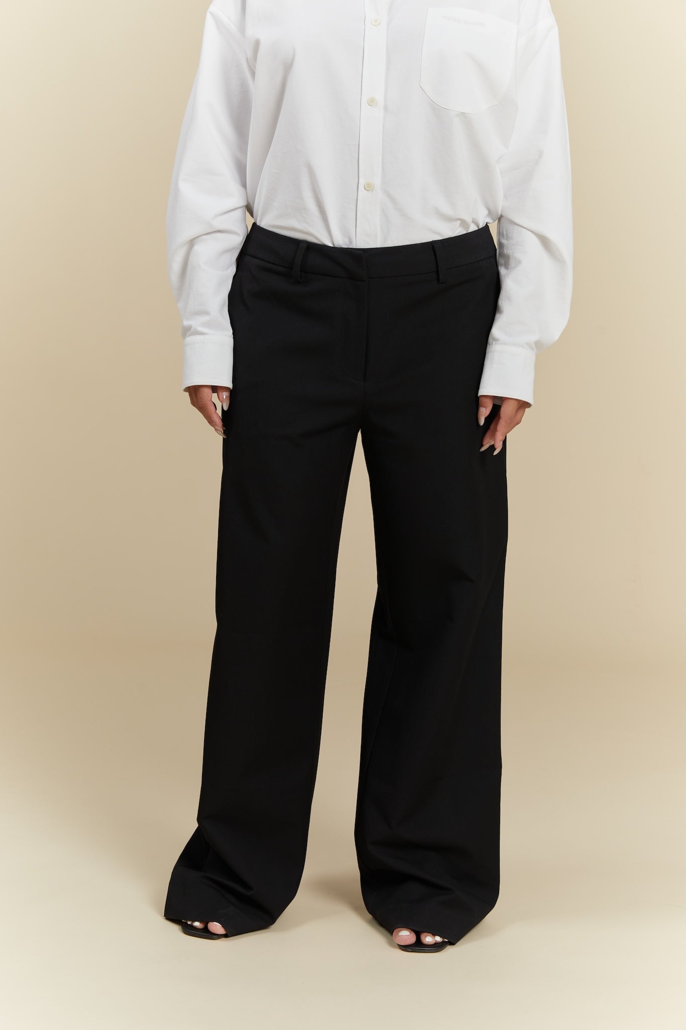  – M – 169cm