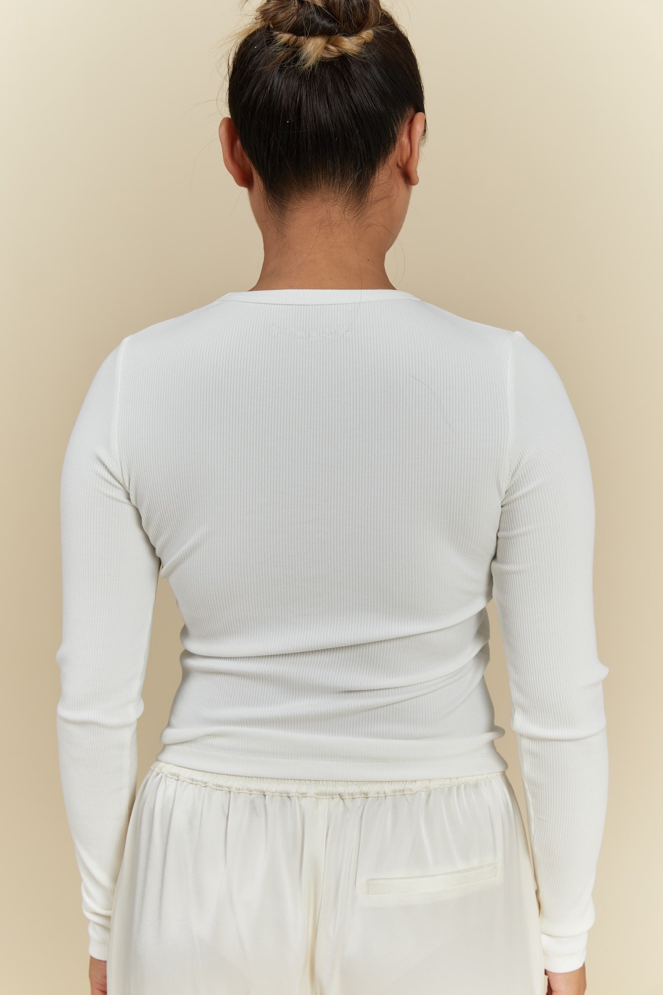  – M – 169cm