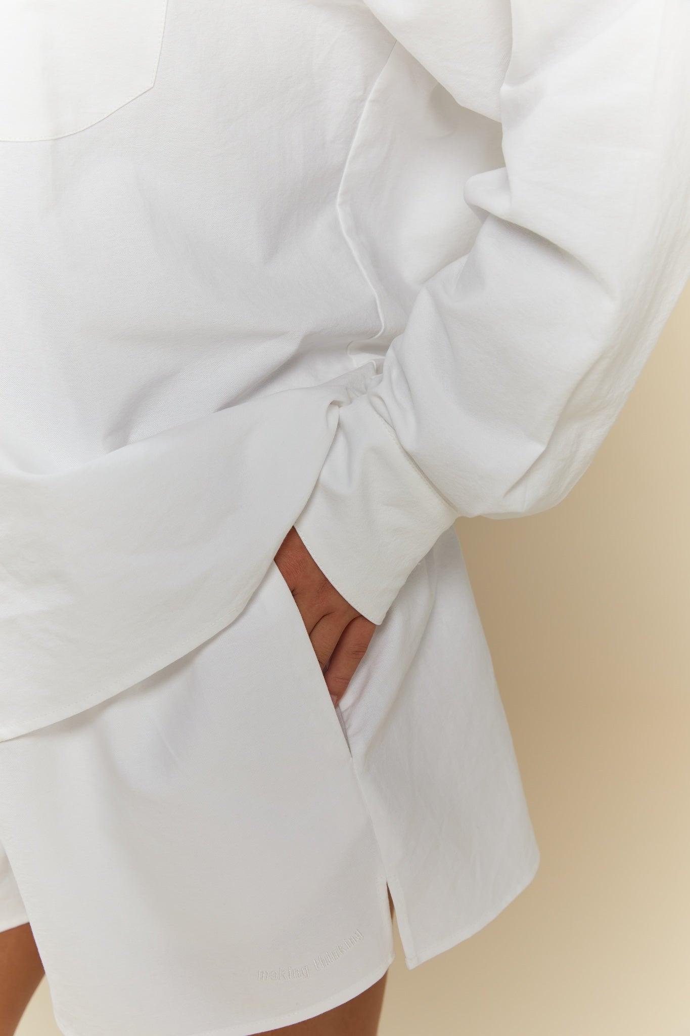  – Relax Shorts White